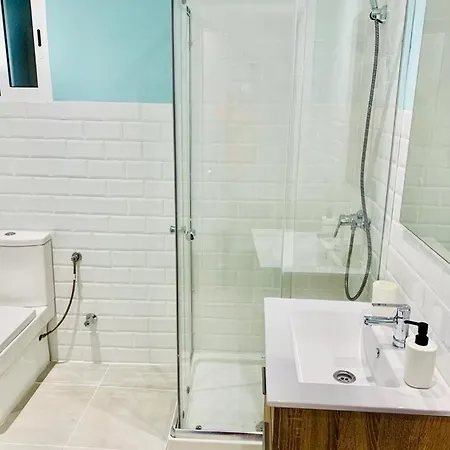 Apartamentos Torremolinos * 托雷莫利诺斯